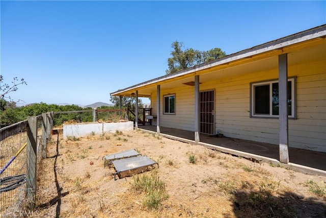 422 Zenon Way, Arroyo Grande, CA 93420 - view of yard featuring a patio area