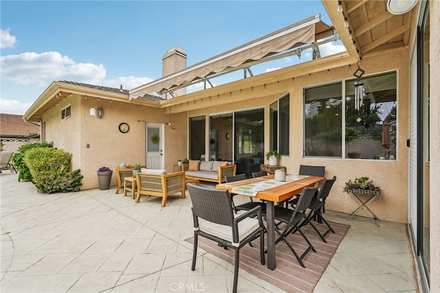11272 Weatherby Rd, Los Alamitos, CA 90720 - view of patio / terrace featuring an outdoor hangout area and outdoor dining area