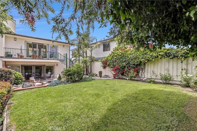 34586 Camino Capistrano Unit A, Dana Point, CA 92624 - fenced backyard with stairs and a balcony