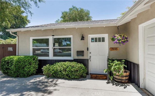 7441 Sylvia Ave, Reseda, CA 91335 - view of exterior entry with stucco siding