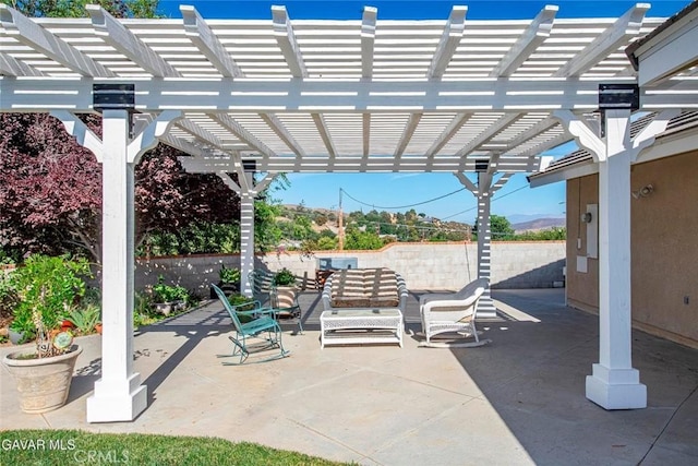 40505 90th St W, Palmdale, CA 93551 - view of patio featuring a pergola