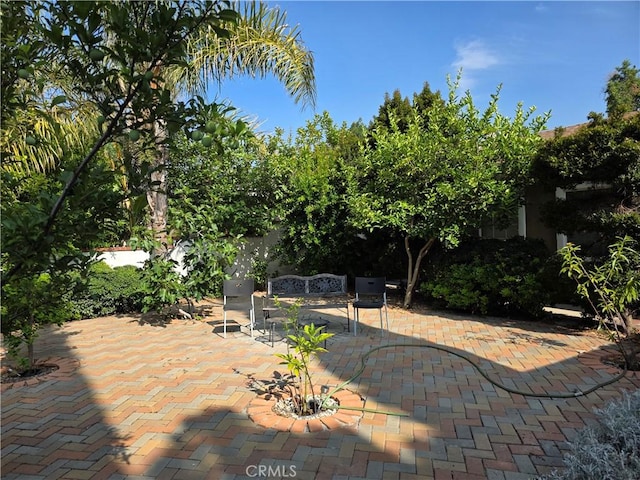 15901 Lassen St, North Hills, CA 91343 - view of patio / terrace