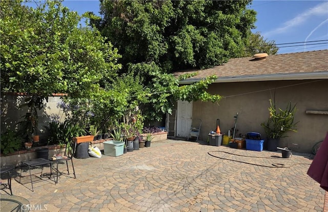 15901 Lassen St, North Hills, CA 91343 - view of patio