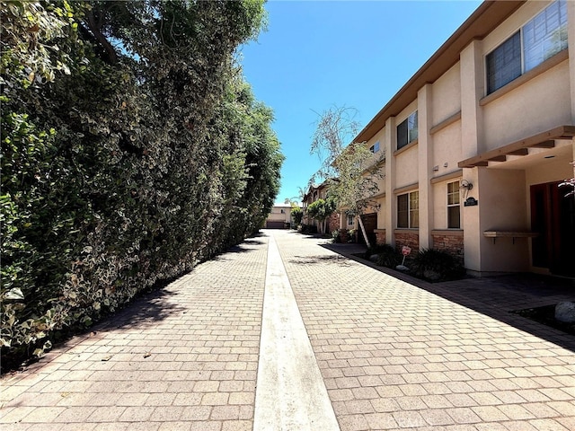18330 Hanan Ct, Tarzana, CA 91356 - view of street