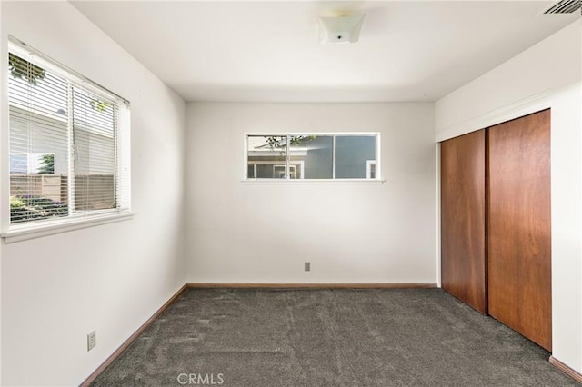625 S Valley St, Anaheim, CA 92804 - unfurnished bedroom featuring carpet and a closet