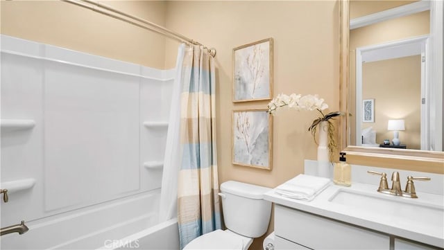 126 Luneta Ln, Rancho Mission Viejo, CA 92694 - full bath featuring shower / bathtub combination with curtain and vanity