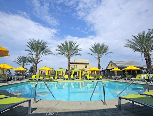 126 Luneta Ln, Rancho Mission Viejo, CA 92694 - community pool featuring a patio