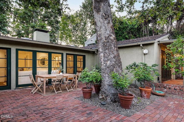 314 Arroyo Dr, South Pasadena, CA 91030 - view of patio featuring outdoor dining area