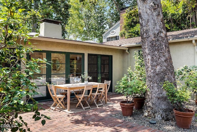314 Arroyo Dr, South Pasadena, CA 91030 - view of patio with outdoor dining space