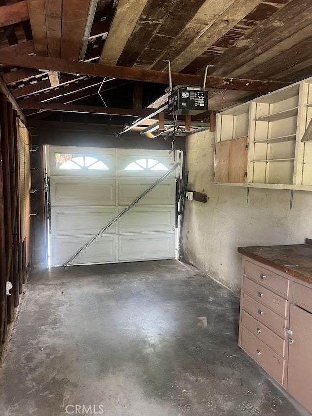 717 N Valley St, Toluca Lake, CA 91505 - view of garage