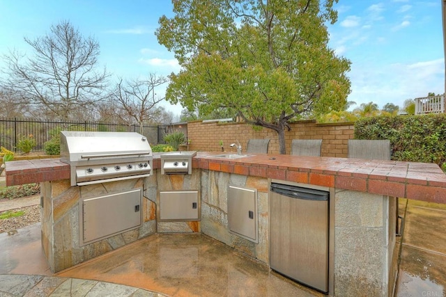 118 Double Eagle, Escondido, CA 92026 - view of patio / terrace featuring exterior kitchen and a sink