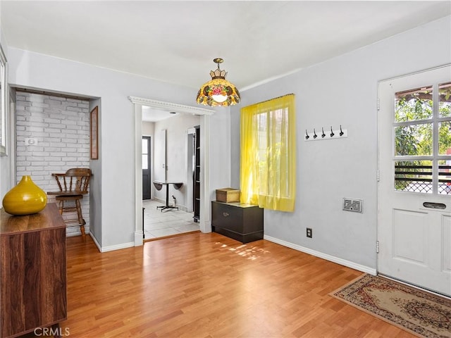 334 N Lomita St, Burbank, CA 91506 - entrance foyer featuring light wood finished floors and baseboards
