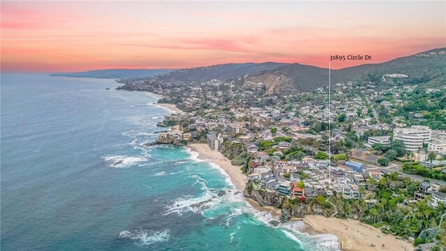 31895 Circle Dr, Laguna Beach, CA 92651 - aerial view at dusk of a water and mountain view