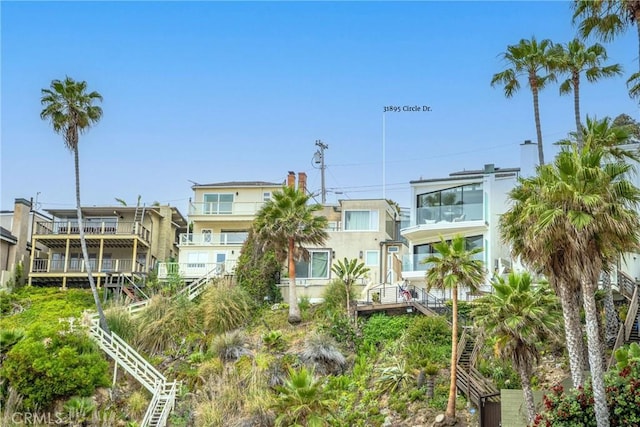 31895 Circle Dr, Laguna Beach, CA 92651 - back of property with stucco siding