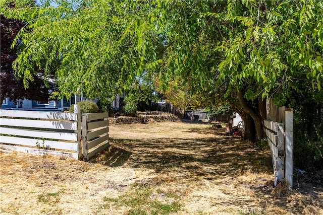 4955 Arizona Ave, Atascadero, CA 93422 - view of yard