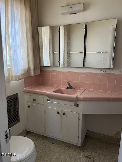9851 Shadow Island Dr, Sunland, CA 91040 - photo 23