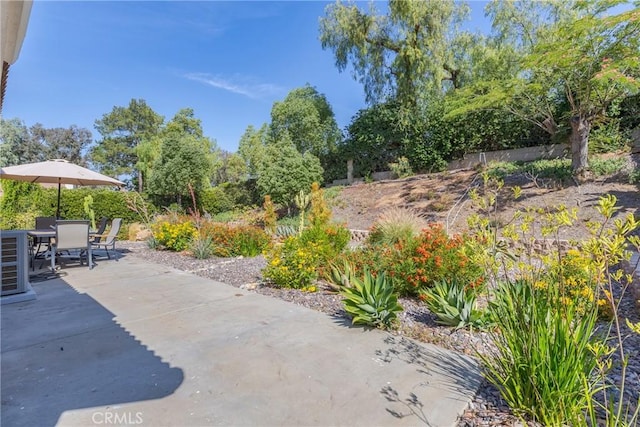 24538 Meadow Grass Way, Moreno Valley, CA 92557 - view of patio featuring outdoor dining space
