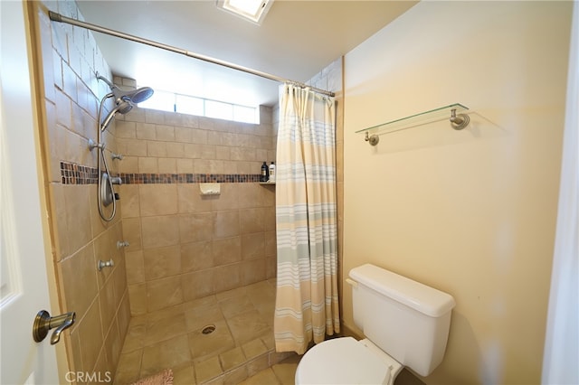 20004 Kent Ln, Canyon Country, CA 91351 - full bathroom with toilet and tiled shower