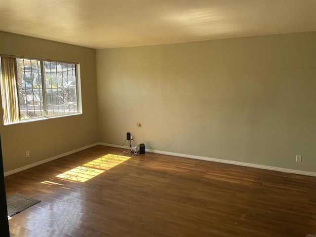 1195 Ilexey Ave, San Diego, CA 92154 - empty room featuring wood finished floors and baseboards