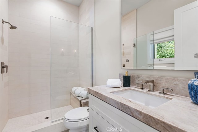 30 Catalina Vista Rd, Ladera Ranch, CA 92694 - full bathroom featuring vanity and a tile shower