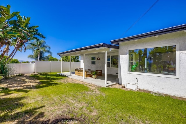 4532 Zella Ln, Yorba Linda, CA 92886 - fenced backyard with a patio area