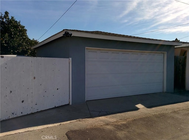 12843 Columbia Way, Downey, CA 90242 - view of detached garage