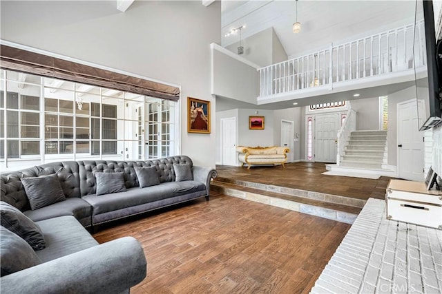 17437 Tarzana St, Encino, CA 91316 - living area with wood finished floors and high vaulted ceiling