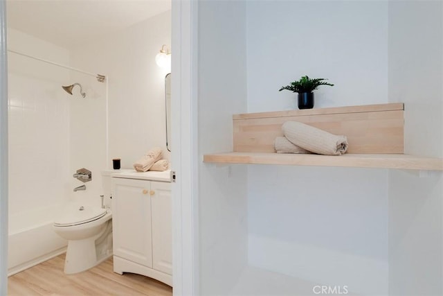 4727 W 147th St Unit 133, Lawndale, CA 90260 - full bath with shower / washtub combination, wood finished floors, and vanity