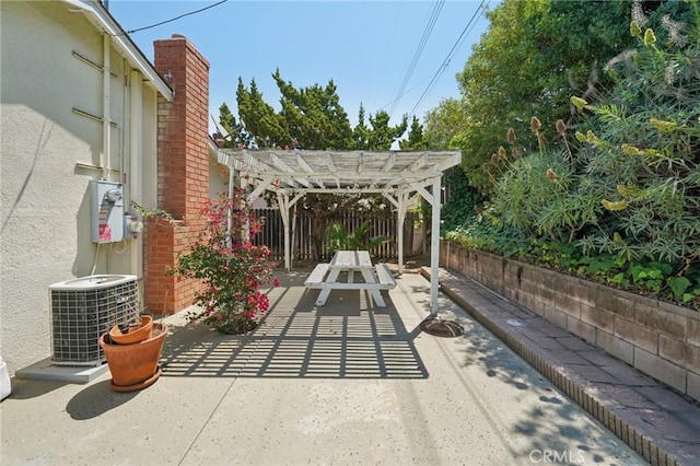 18472 Dragonera Dr, Rowland Heights, CA 91748 - fenced backyard featuring a pergola and a patio