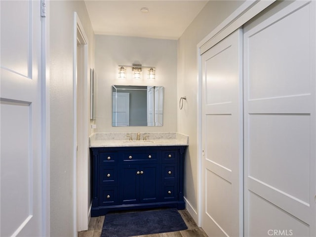 625 Esplanade Unit 29, Redondo Beach, CA 90277 - bathroom with vanity and wood finished floors
