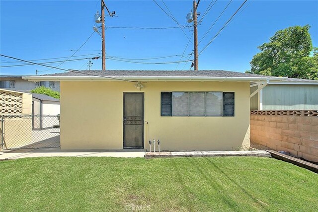 9465 Palo Verde Ave, Fontana, CA 92335 - rear view of house with stucco siding