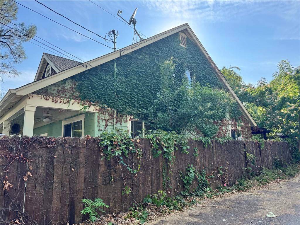 120 W 21st St Unit 1, Chico, CA 95928 - view of side of home with ceiling fan