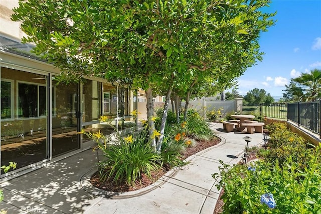 29530 Winding Brook Dr, Menifee, CA 92584 - fenced yard with a patio area