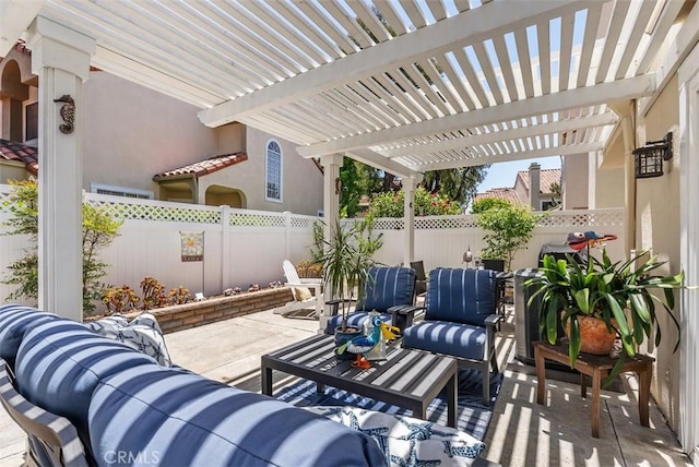 50 Niguel Pointe Dr Unit 118, Laguna Niguel, CA 92677 - fenced backyard with an outdoor living space, a pergola, and a patio