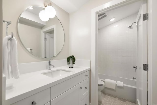 3584 Garfield St, Carlsbad, CA 92008 - full bath featuring vanity and shower / bath combination