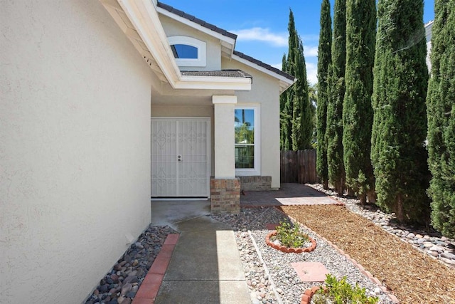 943 Masters Dr, Oceanside, CA 92057 - property entrance with stucco siding
