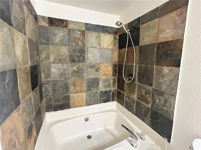 6162 Chia Ave Unit 29, Palms, CA 92277 - full bathroom with bathtub / shower combination