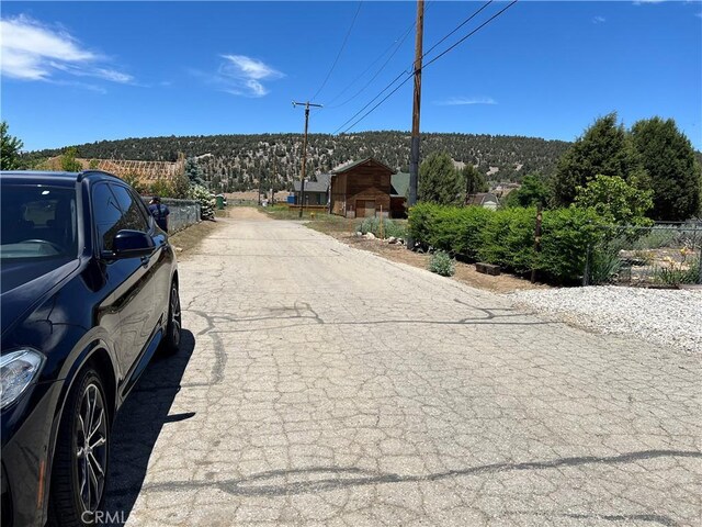 871 Pinon Ln, Big Bear City, CA 92314 - photo 5