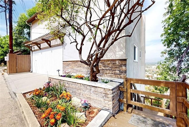 496 Crane Blvd, Los Angeles, CA 90065 - exterior space featuring a gate