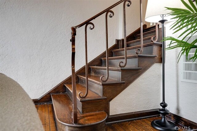 2256 Bronson Hill Dr, Los Angeles, CA 90068 - photo 15