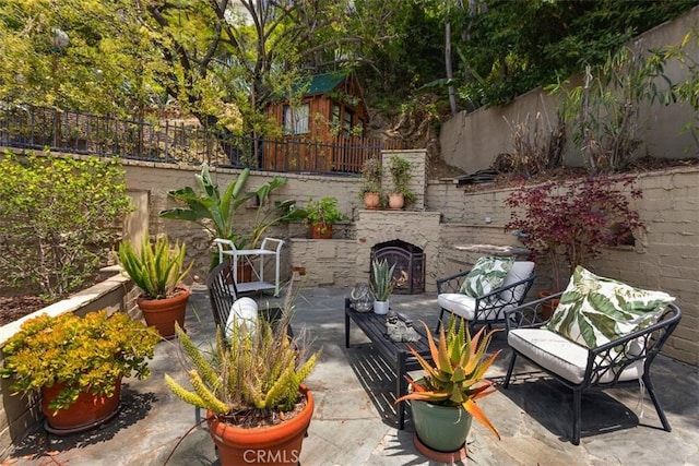 2256 Bronson Hill Dr, Los Angeles, CA 90068 - photo 5