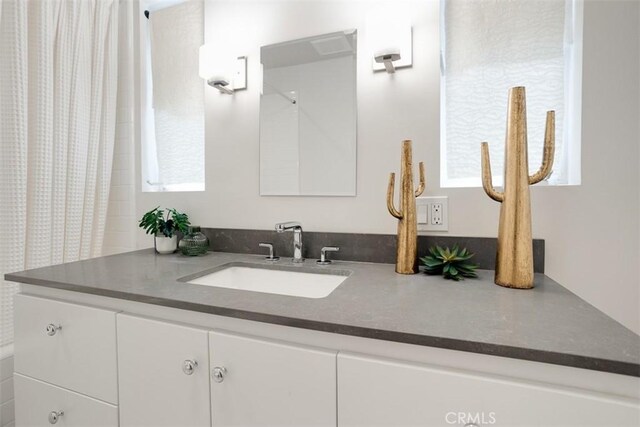 2256 Bronson Hill Dr, Los Angeles, CA 90068 - photo 34