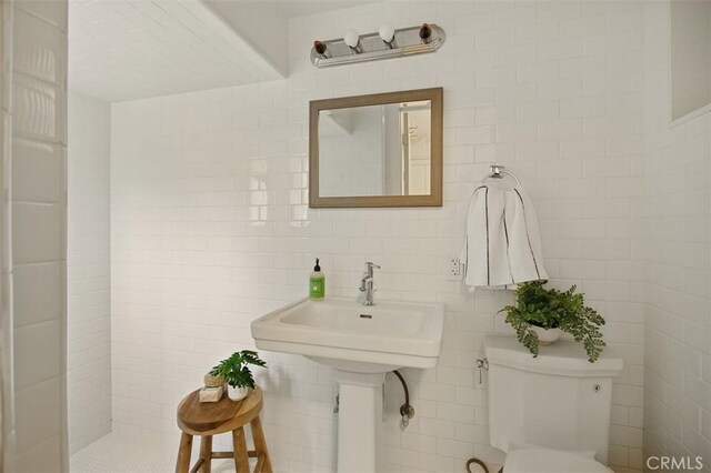 2256 Bronson Hill Dr, Los Angeles, CA 90068 - photo 26