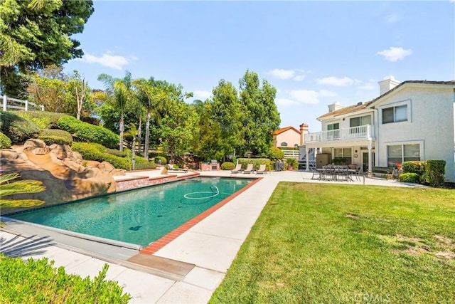 31148 Kahwea Rd, Temecula, CA 92591 - outdoor pool with a patio and a lawn