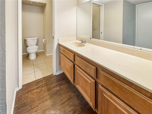 600 Central Ave Unit 323, Riverside, CA 92507 - bathroom with vanity and wood finished floors