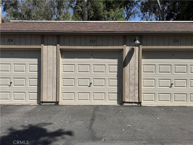 600 Central Ave Unit 323, Riverside, CA 92507 - view of garage