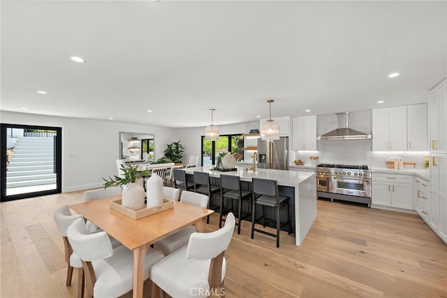 31842 Paseo Cielo, San Juan Capistrano, CA 92675 - dining area with recessed lighting and light wood-style floors