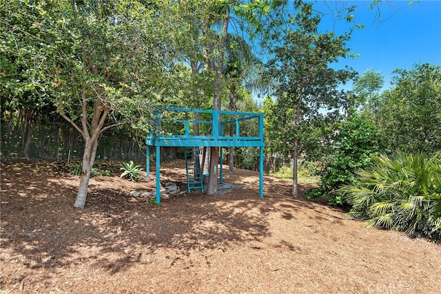 31842 Paseo Cielo, San Juan Capistrano, CA 92675 - communal playground with view of wooded area