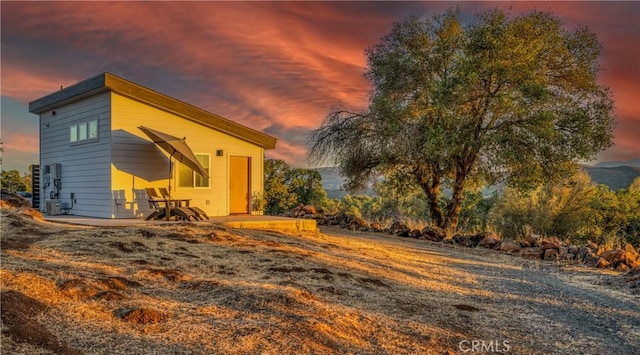 21018 Yankee Valley Rd, Hidden Valley Lake, CA 95467 - view of side of home