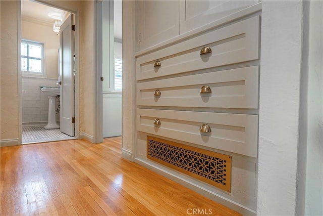 1911 Pepper Dr, Altadena, CA 91001 - detailed view of wood finished floors and crown molding
